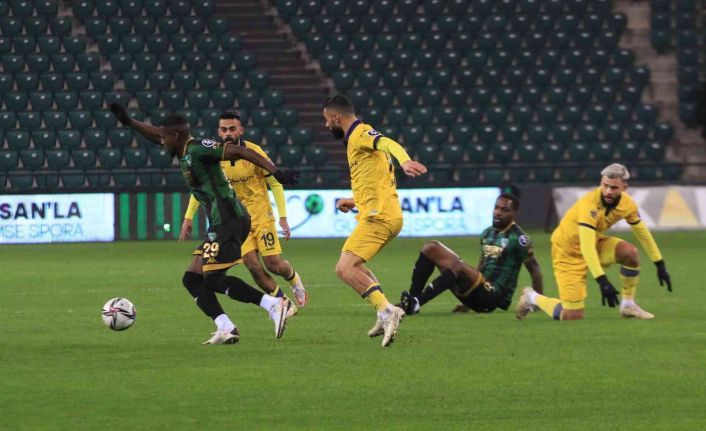 Spor Toto 1. Lig: Kocaelispor: 1 - MKE Ankaragücü: 2