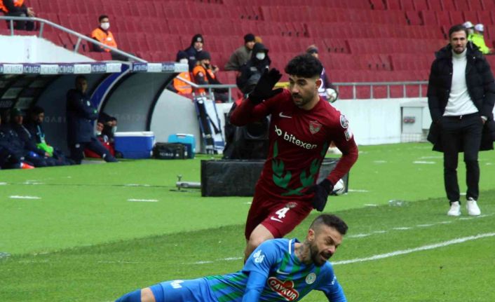 Spor Toto Süper Lig: A. Hatayspor: 0 - Çaykur Rizespor: 0 (İlk yarı)