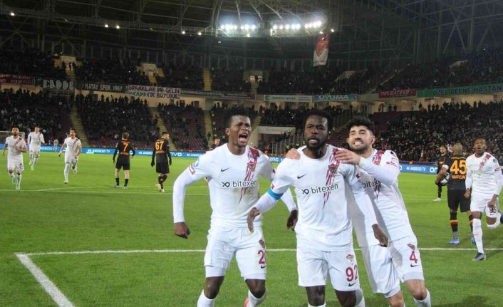 Spor Toto Süper Lig: A. Hatayspor: 4 - Galatasaray: 2 (Maç sonucu)