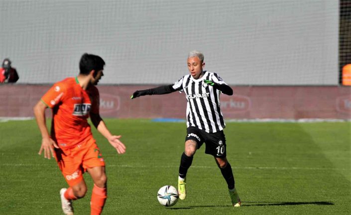 Spor Toto Süper Lig: Altay: 0 - Alanyaspor: 2 (Maç sonucu)