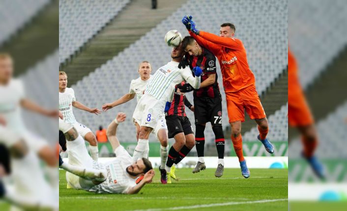 Spor Toto Süper Lig: Fatih Karagümrük: 2 - Çaykur Rizespor: 0 (Maç sonucu)