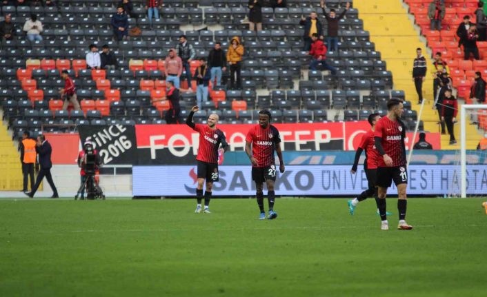 Spor Toto Süper Lig: Gaziantep FK: 3 - Fatih Karagümrük: 1 (Maç sonucu)