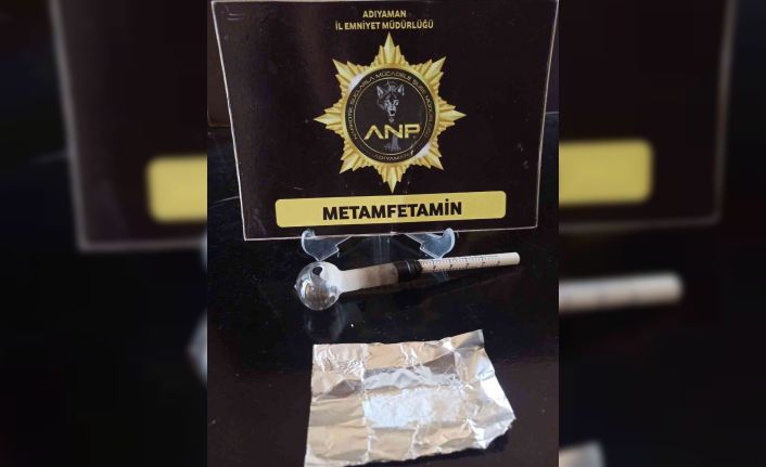 Şüpheli şahıslarda uyuşturucu yakalandı: 6 gözaltı