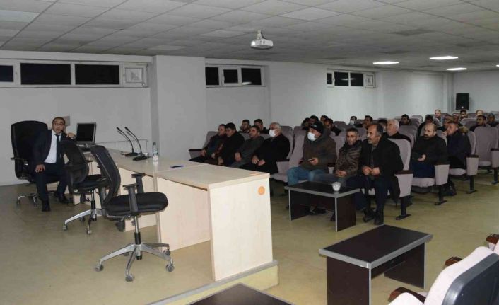 Tatvan’da “Mikro ve Küçük İşletmelere Hızlı Destek Programı” bilgilendirmede toplantısı
