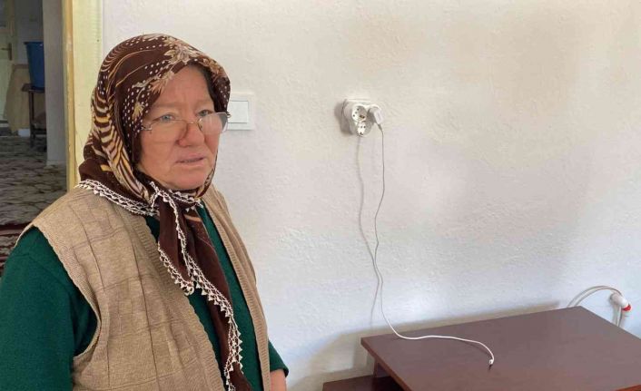 Televizyonu çalınan Dilber Kömürcü: ‘‘6 ay önce eşim vefat etti. Benim en yakın arkadaşım televizyonumdu’’