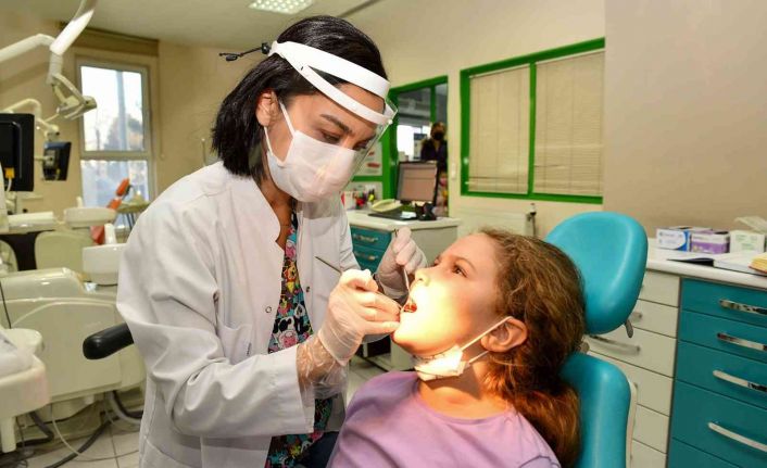 Tepebaşı’nın Ağız ve Diş Sağlığı Polikliniği’nden 65 bin 456 çocuk yararlandı