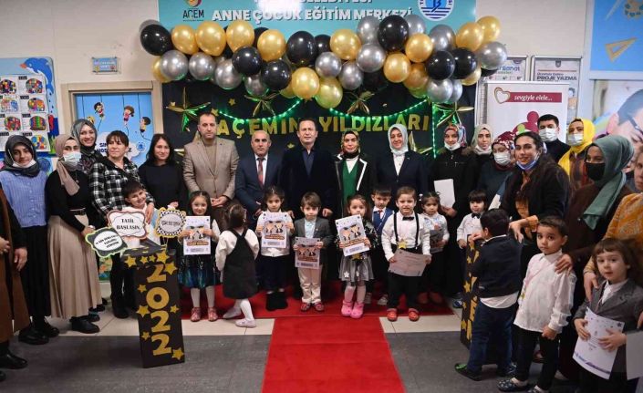 Tuzla Belediyesi Anne Çocuk Eğitim Merkezleri’nde karne heyecanı yaşandı