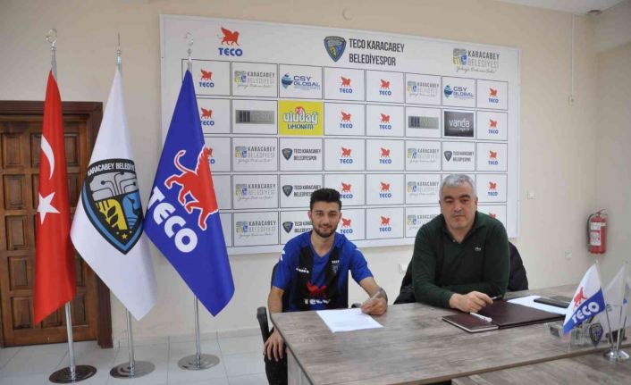 Uğur Mustafa Türk ve Sergen Yatağan Karacabey Belediyespor’da