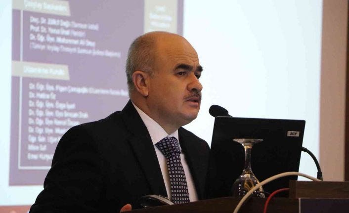 Vali Dağlı: “Gençleri bağımlılıktan uzak tutmak için herkes elini taşın altına koymalı”