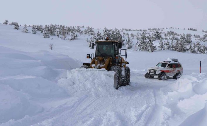 112’ye asılsız hasta ihbarında bulunarak kapalı köy yollarını açtırmak istiyorlar