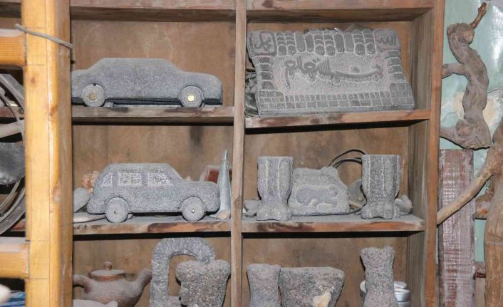 17 yıldır sınırları zorlayan Mahmut Hoca’nın taşlar ellerinde hayat buluyor