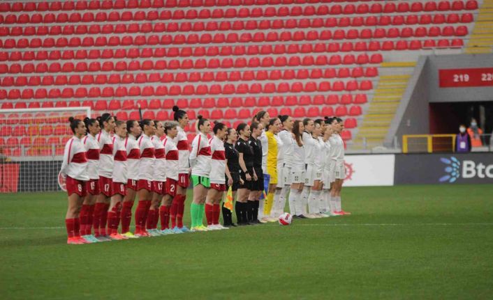 2023 FIFA Dünya Kupası Avrupa Elemeleri: Türkiye: 2 - Sırbistan: 5