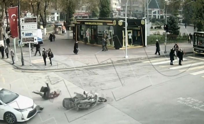 23 ilde meydana gelen trafik kazası Kent Güvenlik Sistemi kameralarına yansıdı