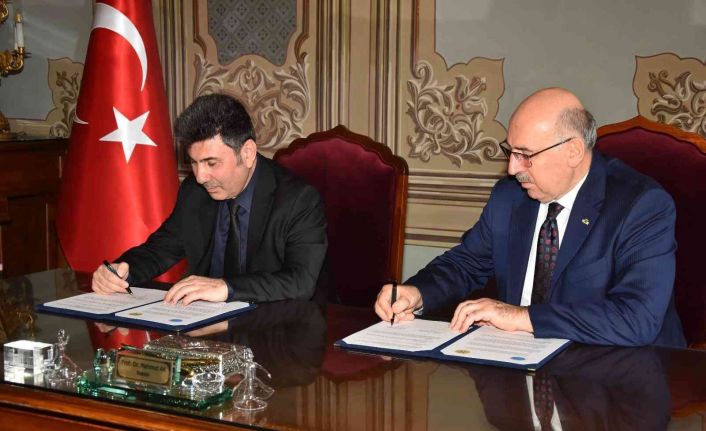 7 Aralık Üniversitesi ile İstanbul Üniversitesi arasında protokol imzalandı