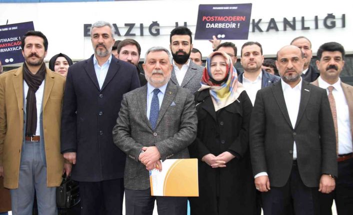 AK Parti Elazığ İl Başkanı Yıldırım: "28 Şubat darbesiyle milyonlarca insanın hayatı karartılmıştır"