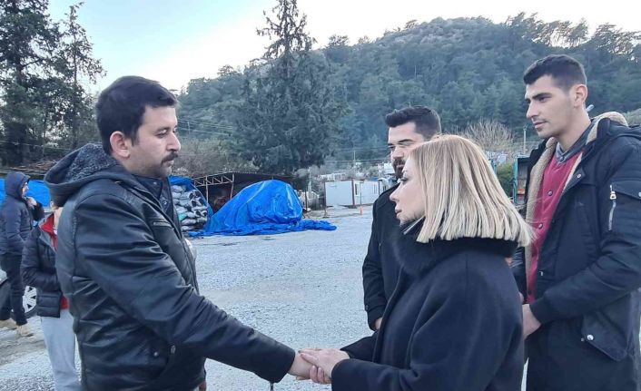 AK Parti Milletvekili Yelda Erol Gökcan, Marmaris’te acılı aile ile görüştü