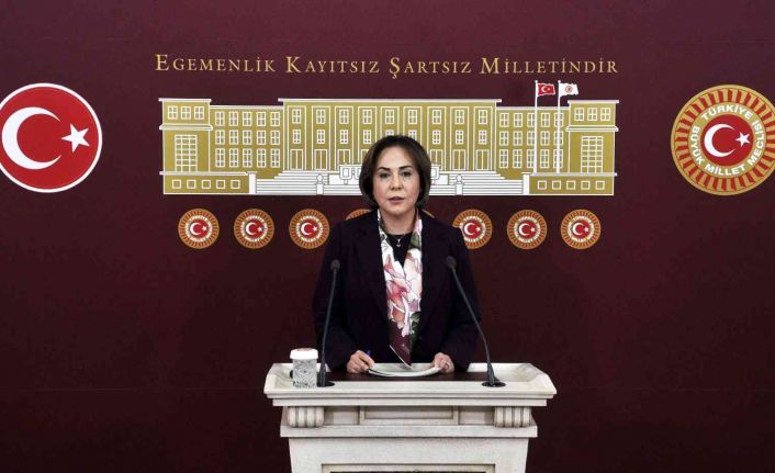 AK Parti’li Yılmaz, Mersin’de yerel gazeteye yapılan saldırıyı kınadı