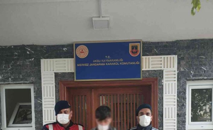 Antalya’da 21 yıl 4 ay kesinleşmiş hapis cezası ile aranan şahıs yakalandı