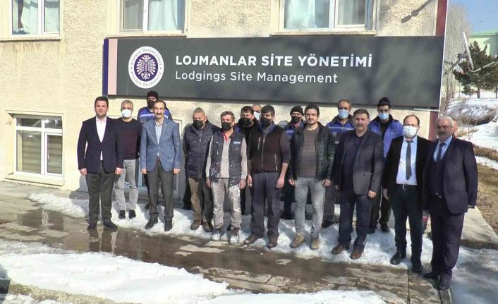 Atatürk Üniversitesi lojman site yönetimi işçilerine yönelik basın açıklaması yapıldı