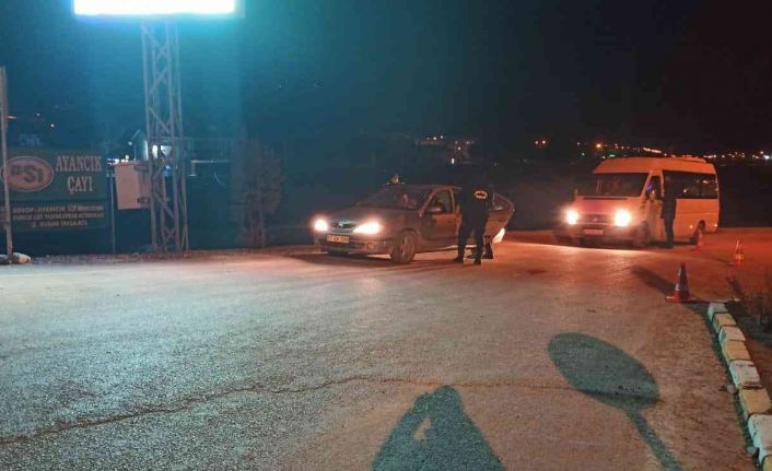 Ayancık polisten eş zamanlı denetim