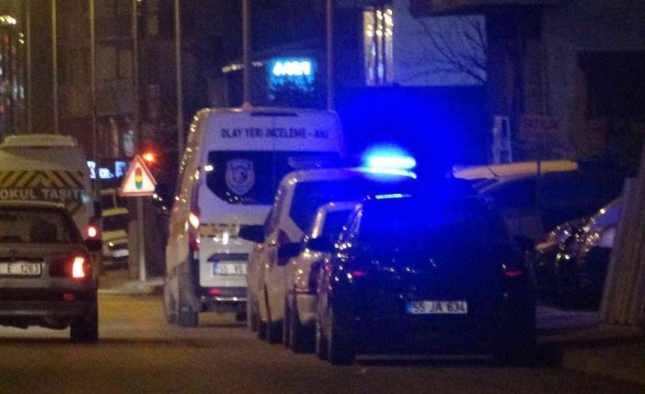 Bafra’da iş yerini kurşun yağmuruna tuttular