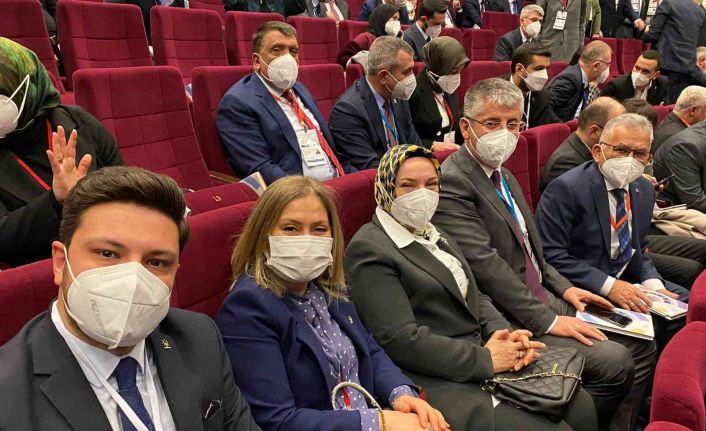 Başkan Büyükkılıç, AK Parti Genişletilmiş İl Başkanları Toplantısı’na katıldı