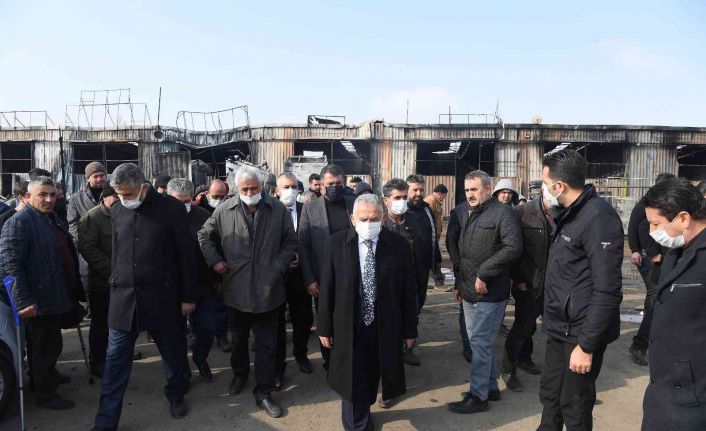Başkan Büyükkılıç, yangından zarar gören garajı inceledi, destek sözü verdi