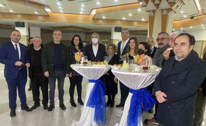 “Beykoz Yöre Buluşmaları” gala gecesinde ilçedeki 118 yöre ve köy derneğinin temsilcileri bir araya geldi