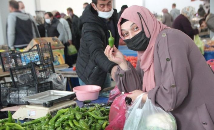 Bilecik Pazarcılar Derneği Başkanı Bahattin Çalık: “Havalar ısındıkça fiyatlar daha da düşecektir”