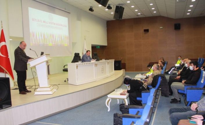 Bitlis’te ‘Okul Güvenliği’ toplantısı yapıldı