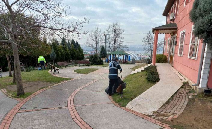 Çocuk parklarında yaz hazırlığı yapılıyor