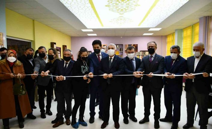 Çorlu Lisesi’nde "Z" Kütüphane açıldı