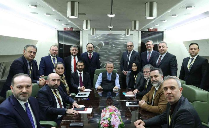 Cumhurbaşkanı Erdoğan, Ukrayna dönüşü konuştu: "Putin ile Zelenski’yi üst düzeyde bir araya getirmek istiyoruz"
