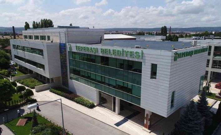 ’Dinliyoruz Tepebaşı’ ile vatandaşlar internet üzerinden görüş ve öneri sunabiliyor