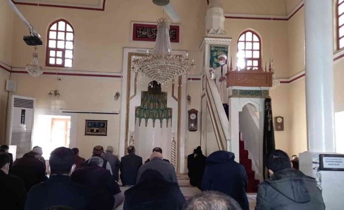 Diyanetten vatandaşlara uyarı: Gerçek almde yalan olan haram sanal alemde de haramdır