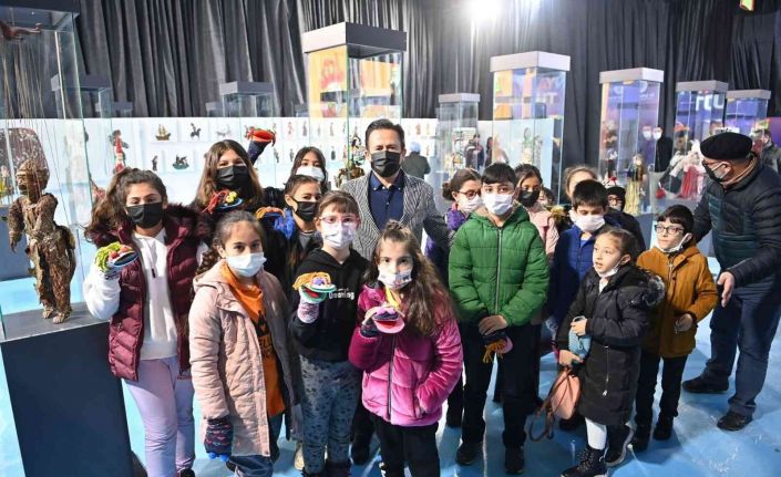 Dünya Kukla Festivali’ni 10 bin çocuk ziyaret etti