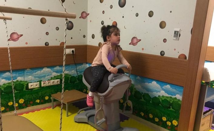 Elazığ’da Serabral Palsi hastası çocuklar ’Duyu bütünleme terapi odasında’ tedavi ediliyor