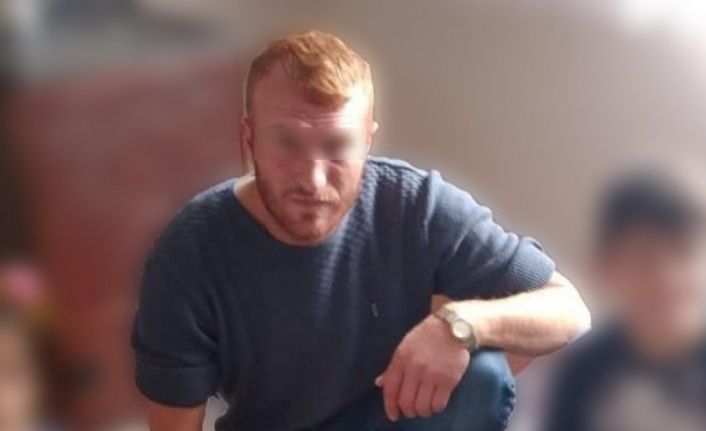 Eşini seyir halindeki minibüsten attıktan sonra babasını arayıp “kadın öldü” demiş