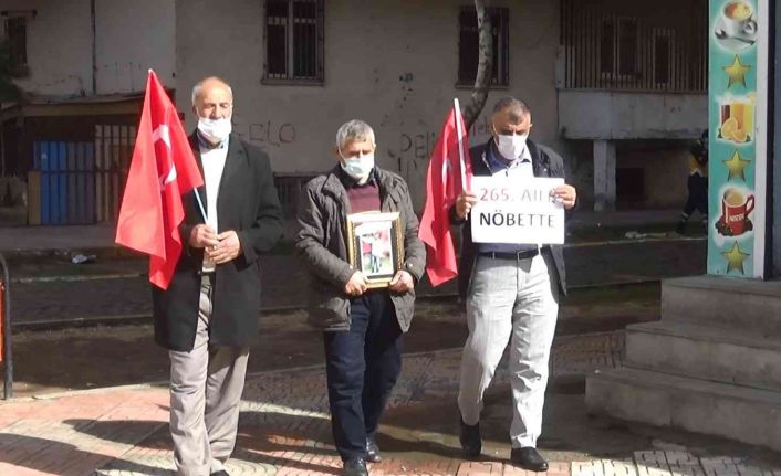 Evlat nöbetindeki ailelerin direnişi zaferle sonuçlanıyor, evlat nöbetine katılım devam ediyor