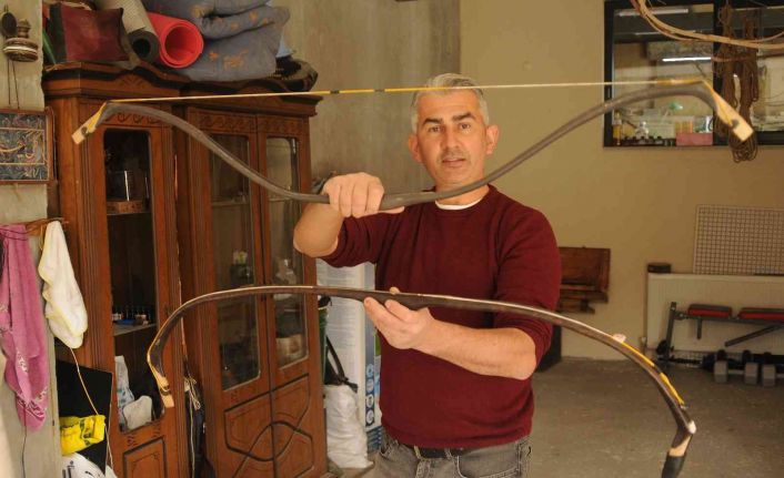 Geleneksel okçuluğu, kendi yapımı ok ve yayla yeni nesillere sevdiriyor