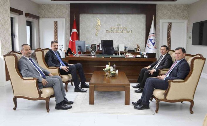Gençlik ve Spor Bakan Yardımcısı Aksu, Rektör Çalış’ı Ziyaret Etti