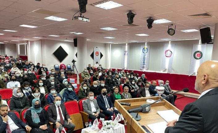 Hak-İş Genel Başkanı Arslan: “Bizim geldiğimiz medeniyet, kadına ayrımcılık yapmaz”