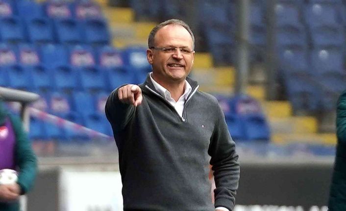 İrfan Buz: “Sumudica yaptıklarıyla ülkemizde belli bir profili ayaklar altına alıyor”