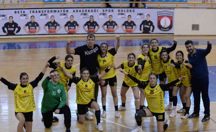Kadınlar Hentbol 1. Ligi A Grubu: Adasokağı Spor Kulübü: 19 - Elazığ Sosyal Yardımlaşma: 20