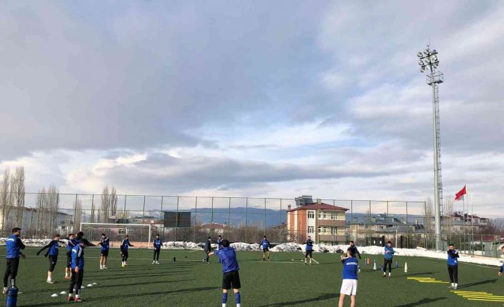 Kağızman Gençlerbirliği, Ardahan hazırlıklarını sürdürüyor