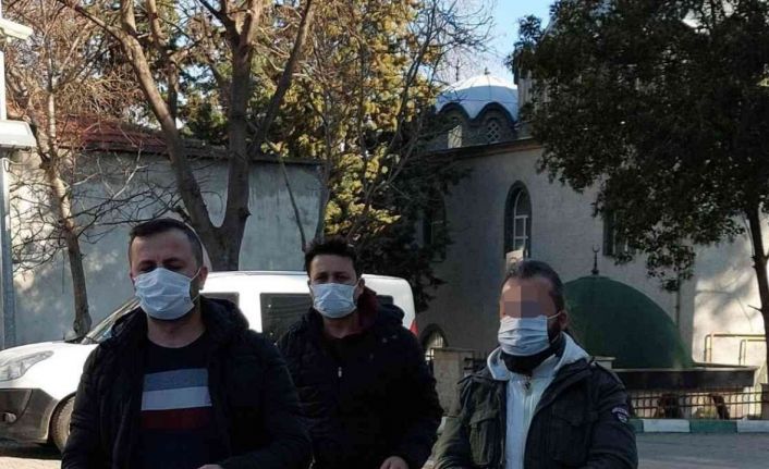 Karısının boğazına bıçak dayayıp boynundaki altını aldığı iddia edilen kocaya adli kontrol