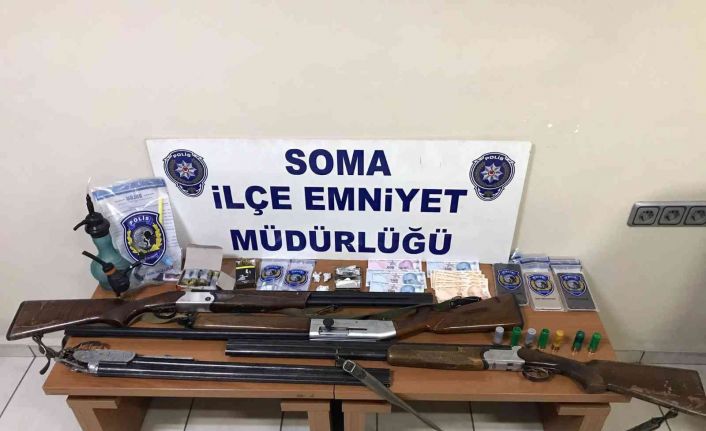 Manisa’da uyuşturucu operasyonu: 15 gözaltı