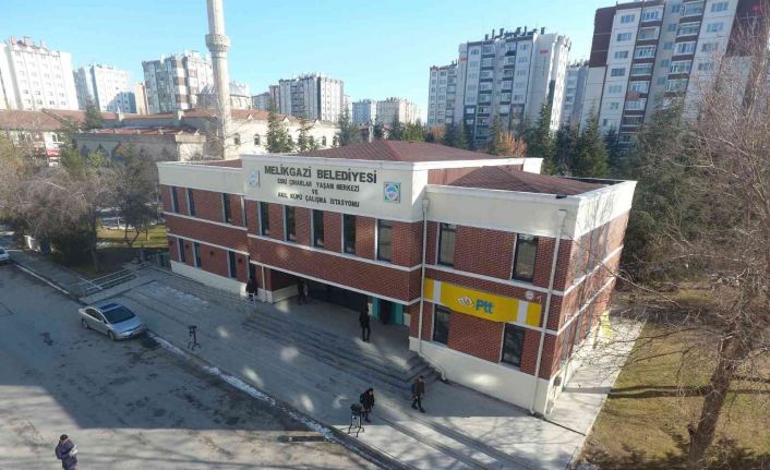 Melikgazi’de İldem Akıl Küpü Kütüphanesi ve Eski Çınarlar Yaşam Merkezi açılıyor