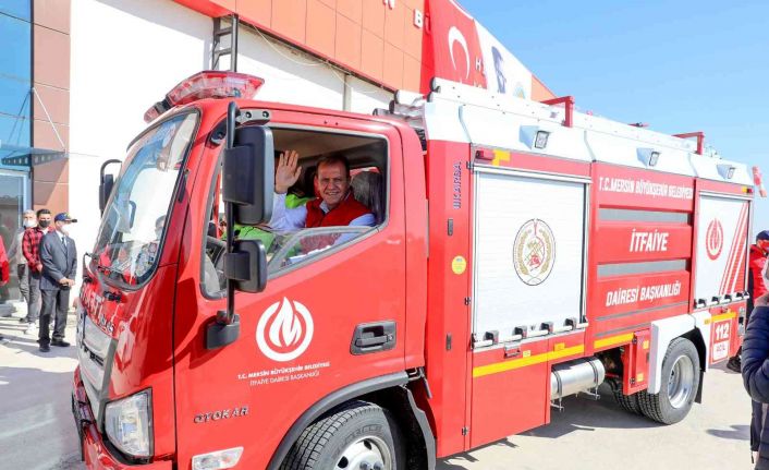 Mersin Büyükşehir Belediyesi ve MESKİ’ye alınan 90 yeni araç hizmete başladı