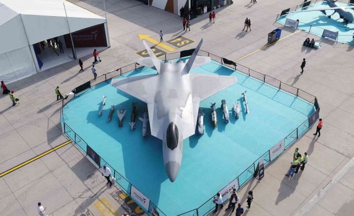 Milli Muharip Uçak (MMU) Singapur Airshow İle Asya pazarında ilk kez sergileniyor